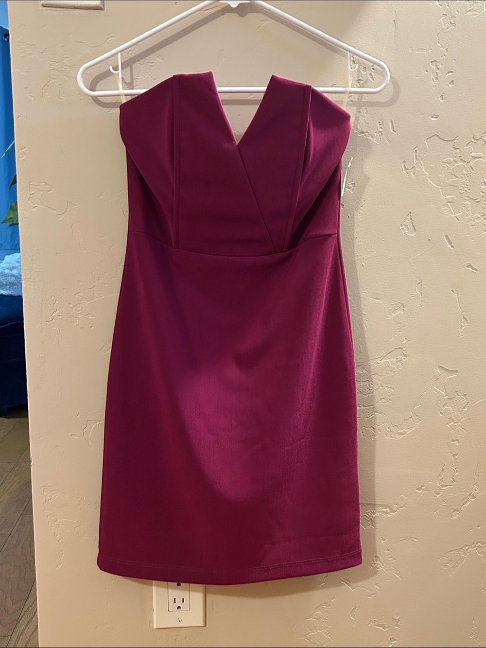 Foreign Exchange Strapless Sheath Dress in Magenta
